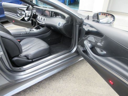 Used 2017 Mercedes-Benz S 550 Cabriolet image 20