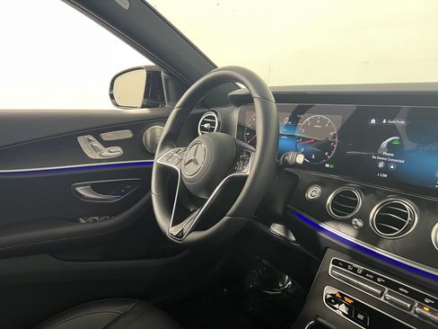 Used 2023 Mercedes-Benz E 350 Sedan image 10