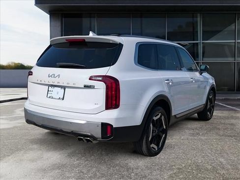 Used 2023 Kia Telluride S w/ S Sunroof Package AWD/4WD image 7