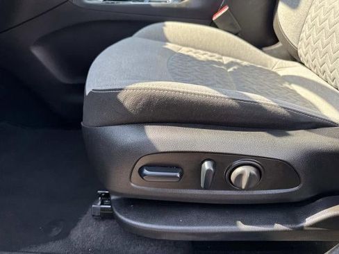 Certified 2023 Chevrolet Equinox LT image 34