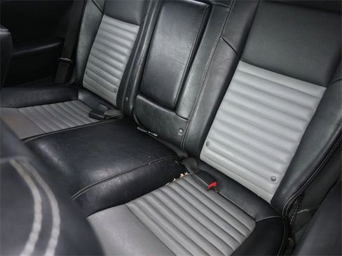 Used 2009 Dodge Challenger SE image 8