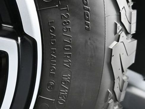 Used 2024 Jeep Wrangler Rubicon w/ Capability Package image 55