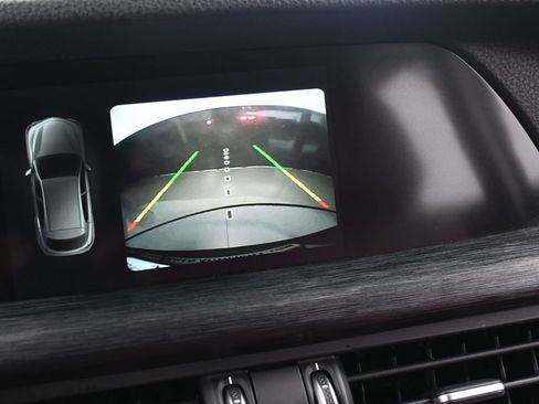 Used 2019 Alfa Romeo Stelvio w/ Nero Edizione image 19