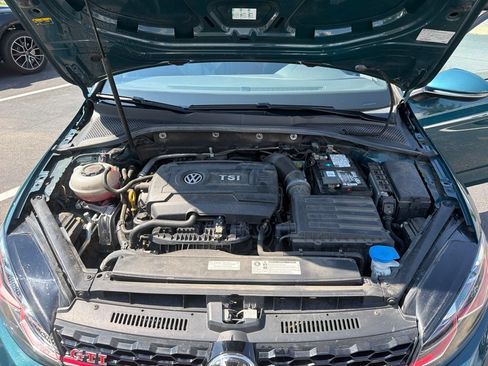 Used 2019 Volkswagen GTI SE FWD image 28