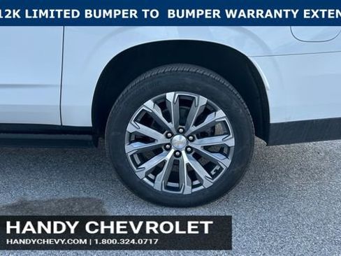 Certified 2025 Chevrolet Suburban High Country AWD/4WD image 11