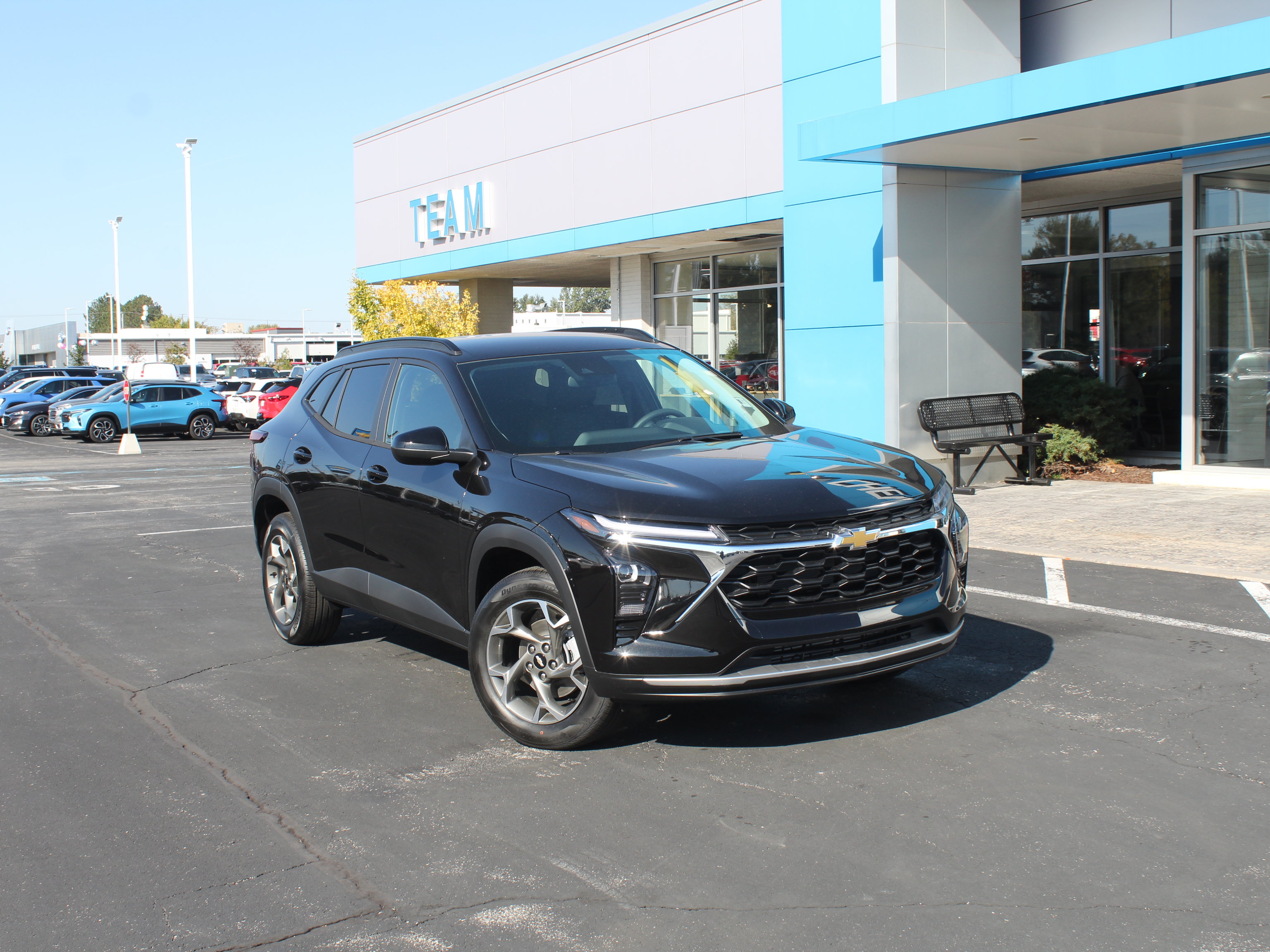 New 2026 Chevrolet Trax LT FWD image 4