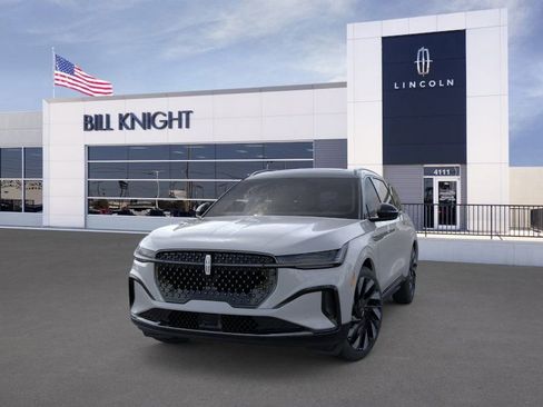 New 2026 Lincoln Nautilus Reserve w/ Jet Appearance Package image 2