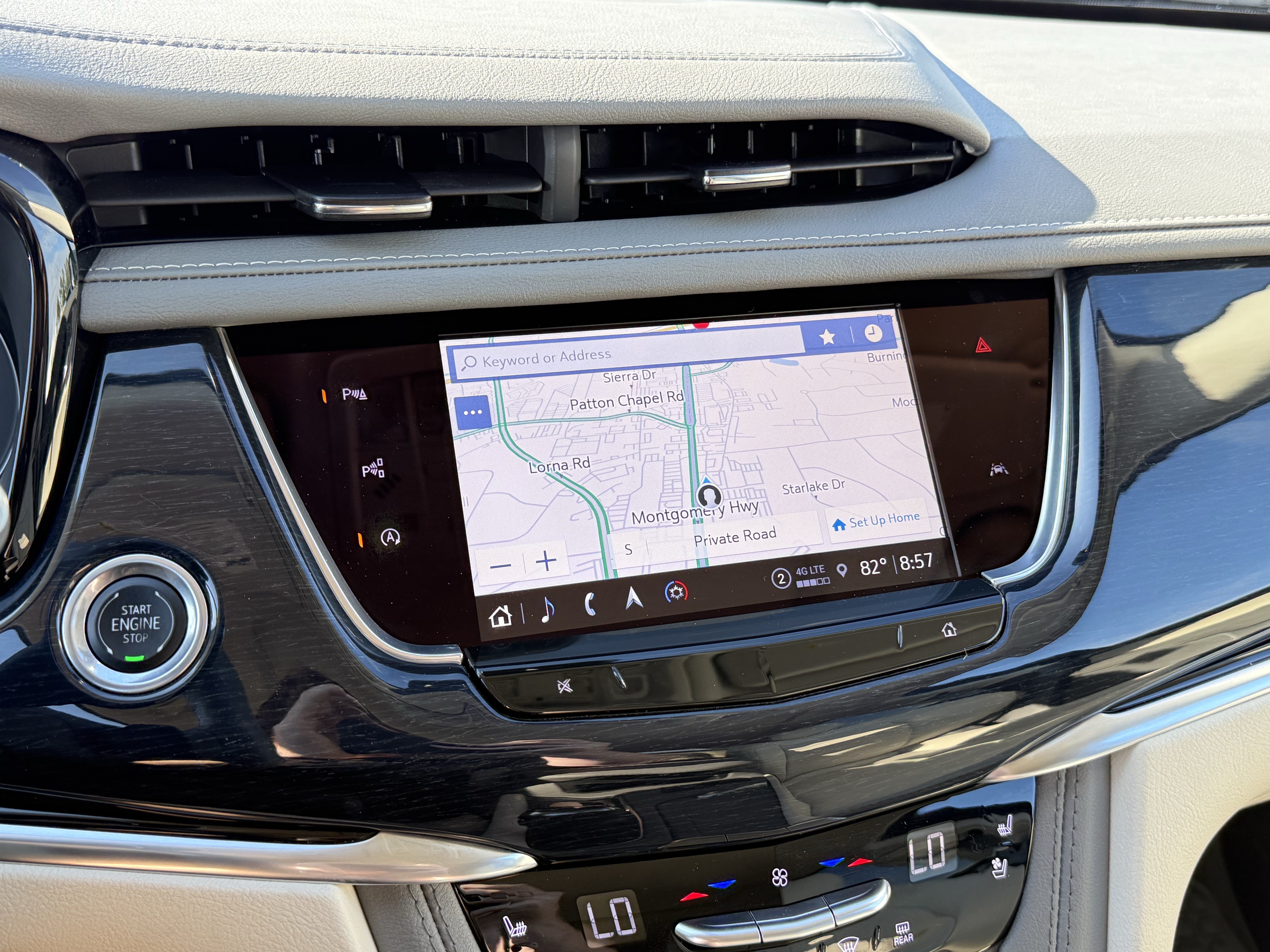Used 2025 Cadillac XT6 Premium Luxury w/ Technology Package FWD image 23