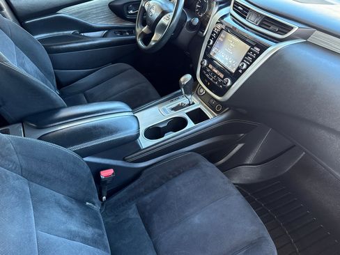 Used 2018 Nissan Murano SV image 20