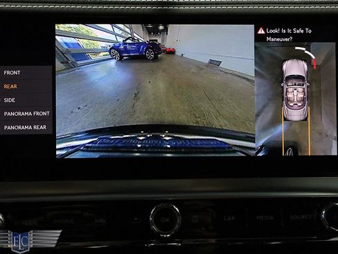 Used 2022 Bentley Continental GT V8 image 26