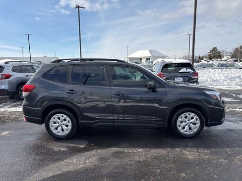 Used 2019 Subaru Forester w/ Alloy Wheel Package image 2