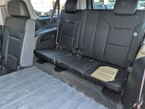 Used 2015 GMC Yukon XL SLT w/ Open Road Package AWD/4WD image 14