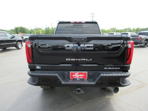 Used 2024 GMC Sierra 2500 Denali Ultimate w/ Max Trailering Package AWD/4WD image 6