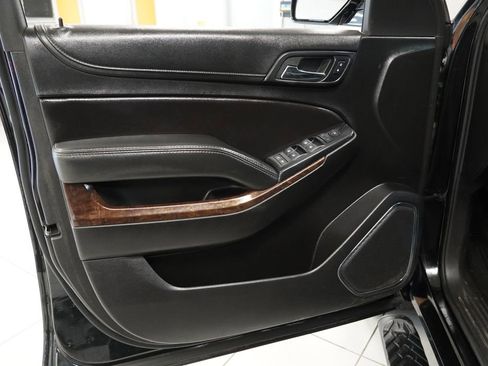 Used 2018 Chevrolet Tahoe LS image 18