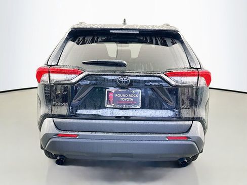 Certified 2025 Toyota RAV4 XLE Premium image 6