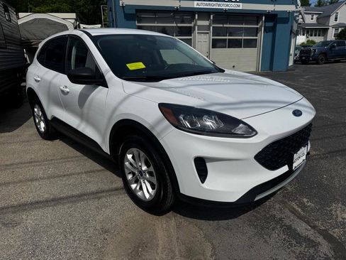 Used 2022 Ford Escape SE w/ Convenience Package AWD/4WD image 7