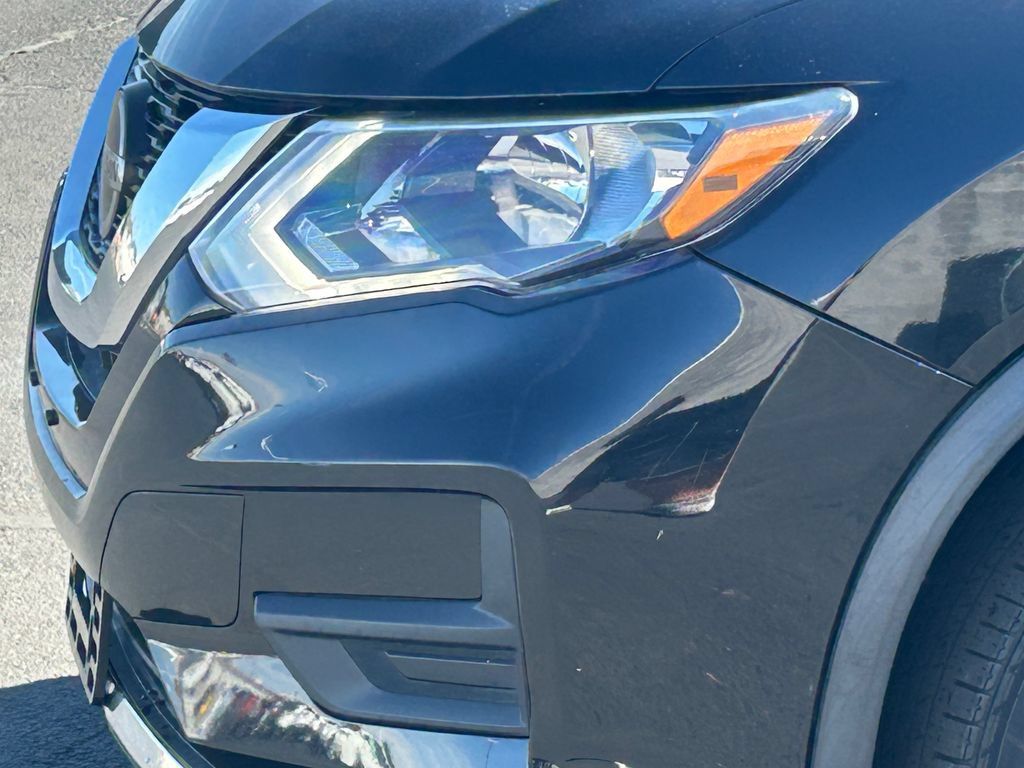Used 2018 Nissan Rogue S FWD image 10