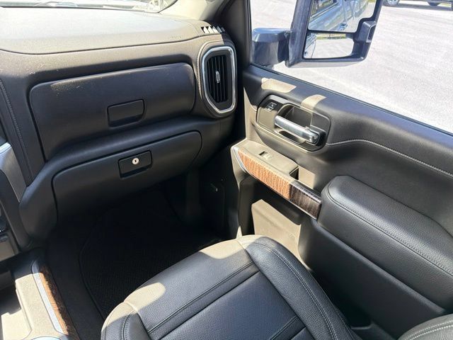 Used 2020 GMC Sierra 2500 Denali w/ Denali Ultimate Package AWD/4WD image 21