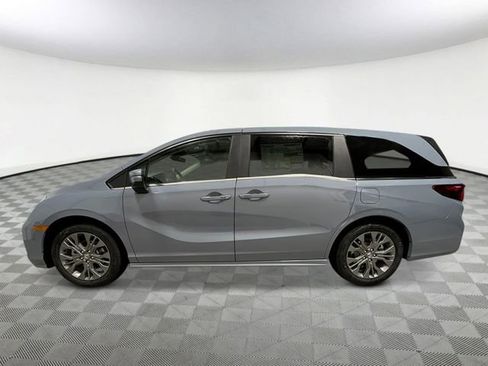 New 2026 Honda Odyssey Touring image 3