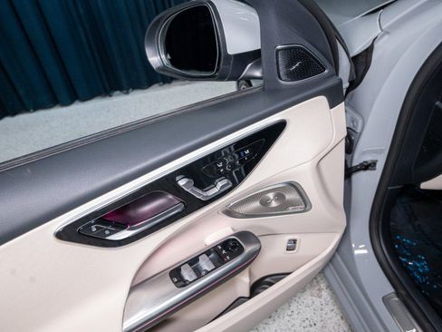Certified 2026 Mercedes-Benz C 300 Sedan image 10