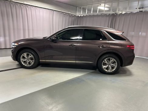 Used 2022 Genesis GV70 2.5T AWD/4WD image 4