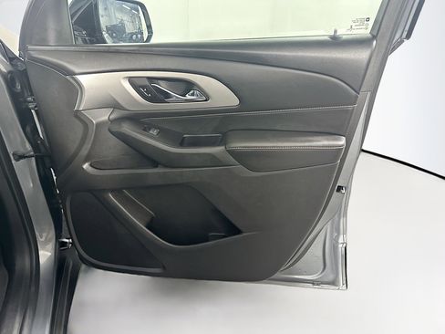 Used 2019 Chevrolet Traverse LS image 31