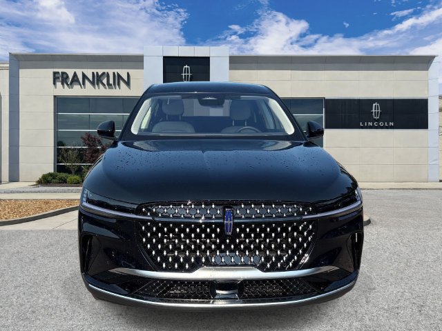 New 2026 Lincoln Nautilus Premier AWD/4WD image 2