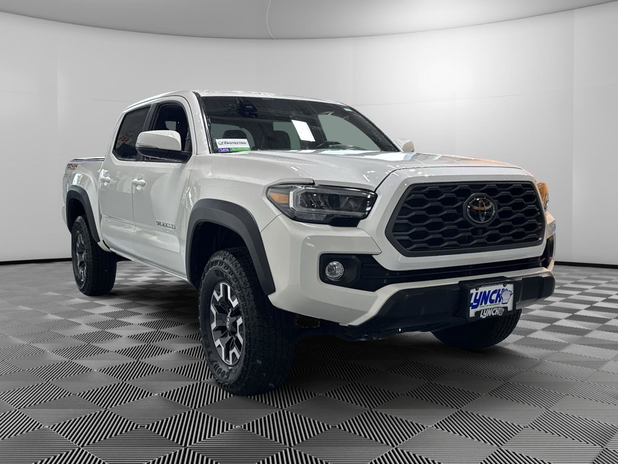 Used 2021 Toyota Tacoma TRD Off-Road w/ TRD Premium Off Road Package AWD/4WD image 7