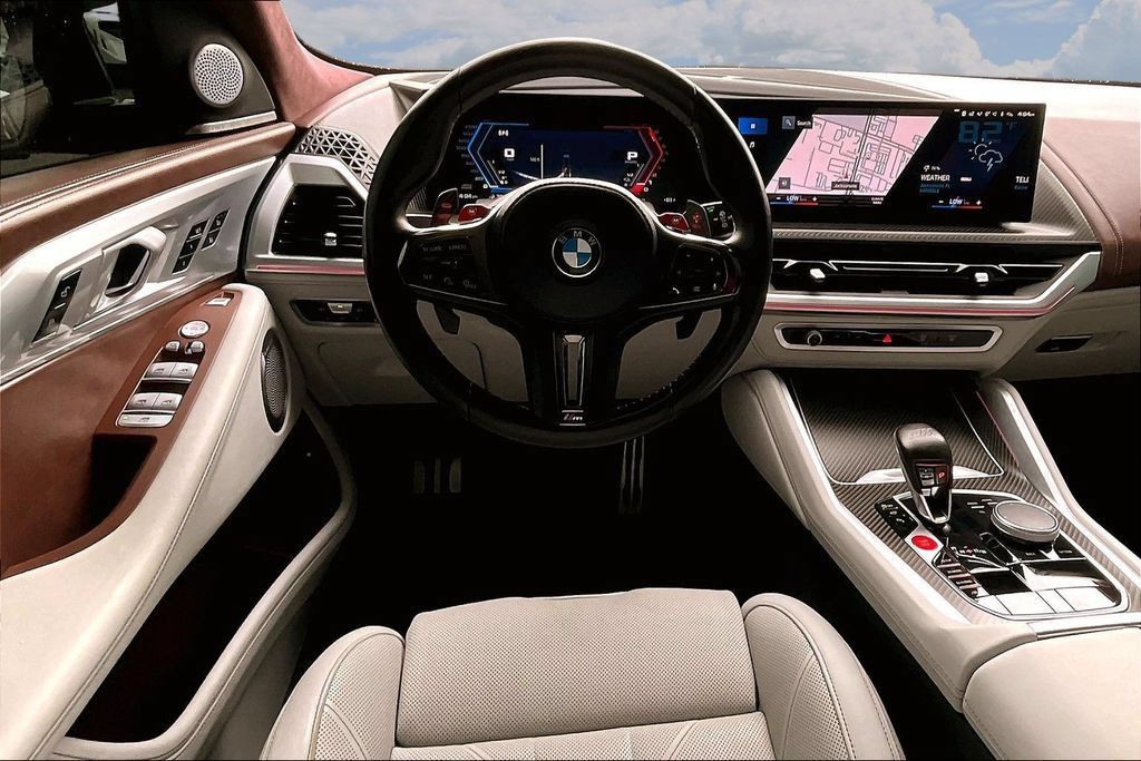 Used 2023 BMW XM w/ M Driver's Package AWD/4WD image 8
