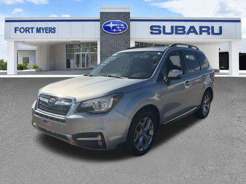Used 2018 Subaru Forester 2.5i Touring image 2