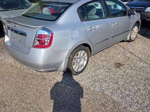 Used 2012 Nissan Sentra 2.0 S FWD image 4