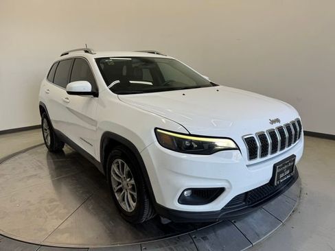 Used 2019 Jeep Cherokee Latitude Plus image 1