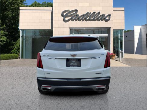Certified 2023 Cadillac XT5 Premium Luxury image 4