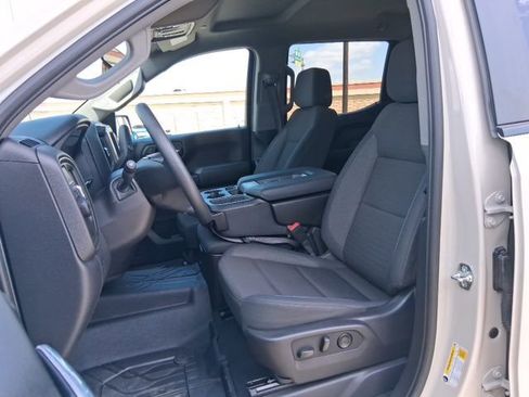 Used 2026 Chevrolet Silverado 1500 Custom RWD image 14