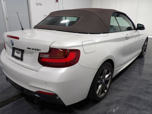 Used 2016 BMW M235i xDrive Convertible image 5