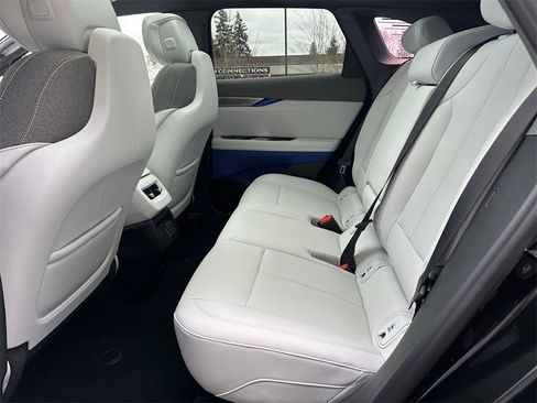 New 2026 Cadillac Optiq Sport 1 image 16