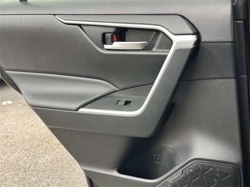 Used 2024 Toyota RAV4 XLE Premium image 20