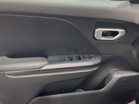 New 2026 Kia K4 LXS image 17