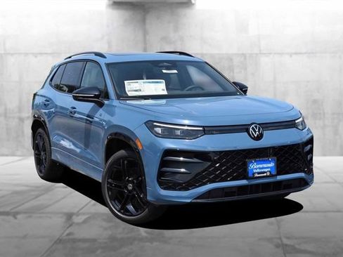 New 2026 Volkswagen Tiguan SE R-Line AWD/4WD image 2
