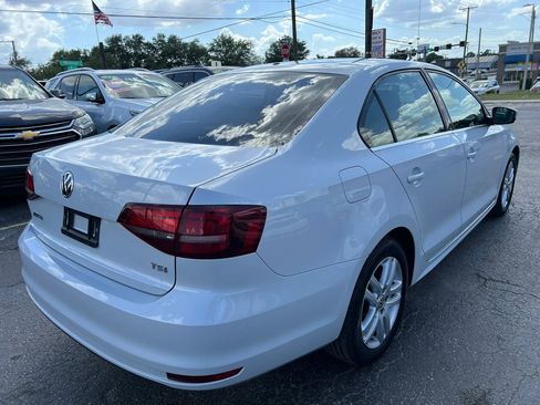 Used 2017 Volkswagen Jetta S image 5