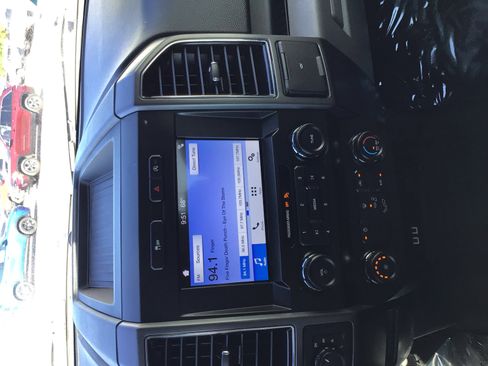 Used 2019 Ford F150 XLT AWD/4WD image 16