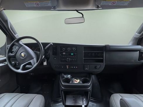 New 2025 Chevrolet Express 3500 w/ Power Convenience Package image 29