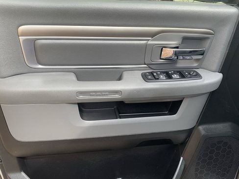 Used 2015 RAM 1500 Lone Star AWD/4WD image 22