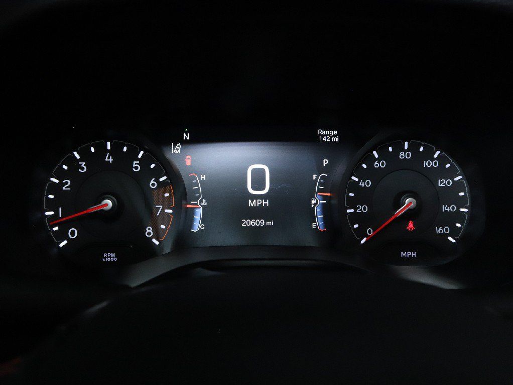 Used 2025 Jeep Compass Trailhawk AWD/4WD image 24