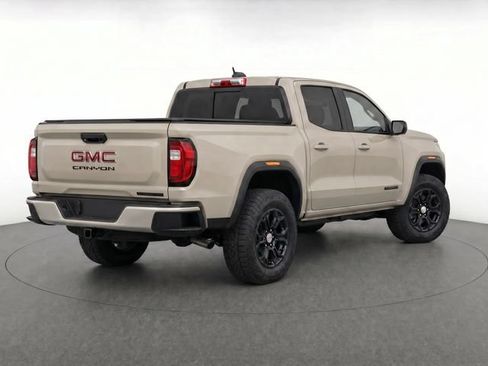 Used 2023 GMC Canyon Elevation w/ Convenience Package RWD image 4