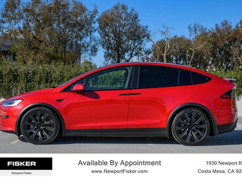 Used 2023 Tesla Model X AWD/4WD image 6