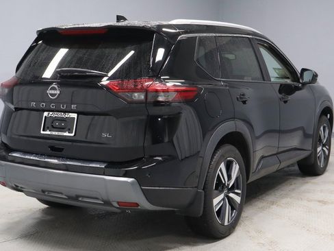 Certified 2024 Nissan Rogue SL w/ SL Premium Package image 11