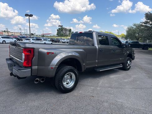 Used 2022 Ford F350 XL w/ STX Appearance Package AWD/4WD image 5