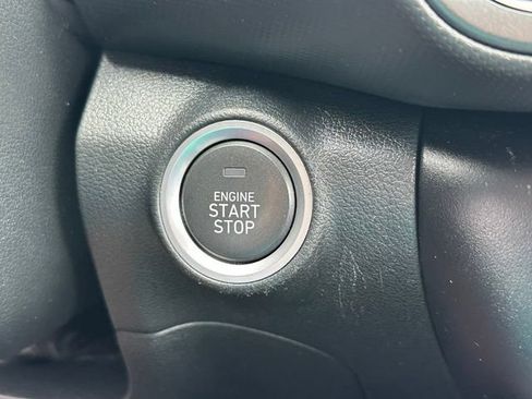 Used 2023 Hyundai Kona SEL AWD/4WD image 33