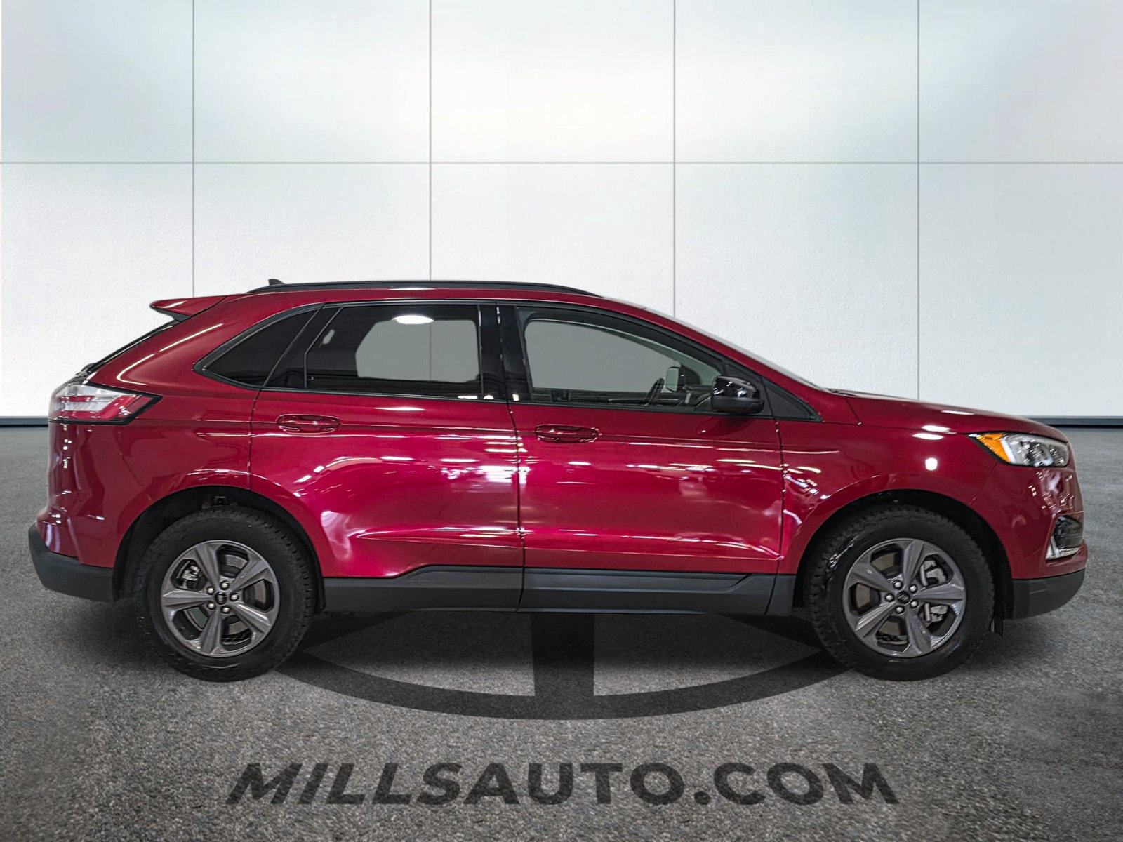 Used 2023 Ford Edge SEL w/ Sport Appearance Package AWD/4WD image 9